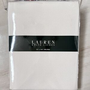 Lauren Ralph Lauren 70”x104” Oblong Tablecloth Harrison Cream Seating 8-10